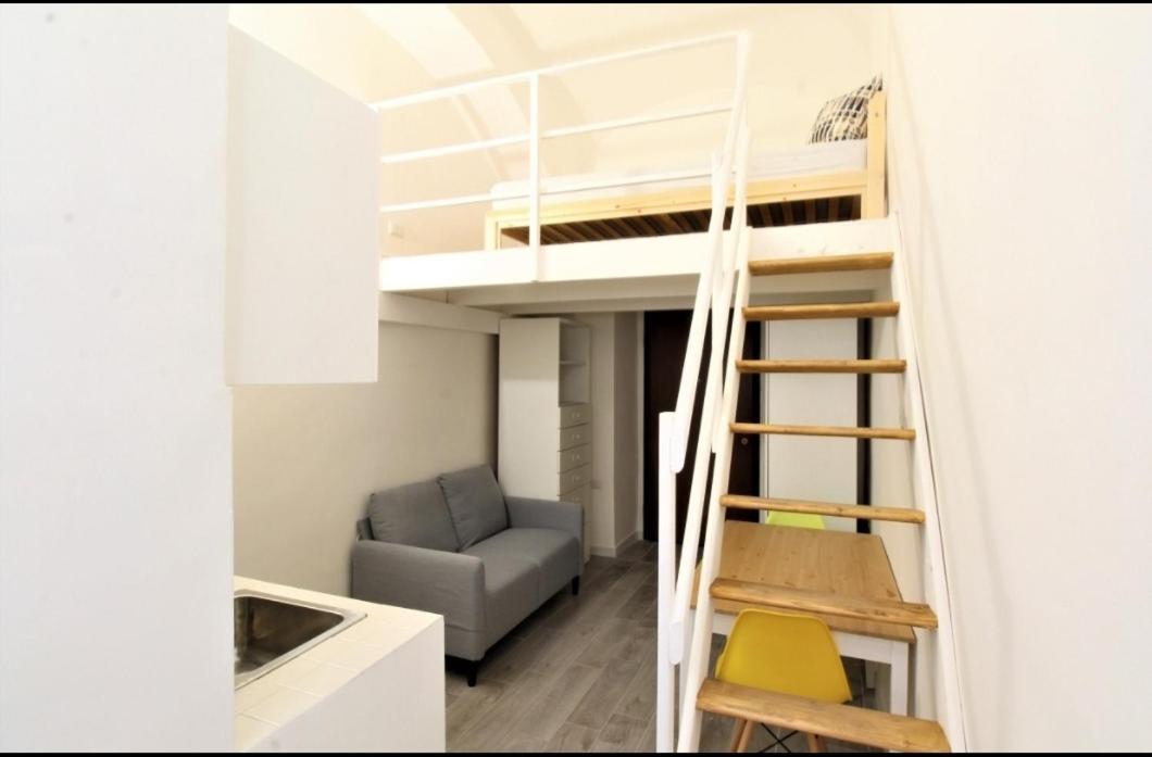 Central Guest House ナポリ エクステリア 写真