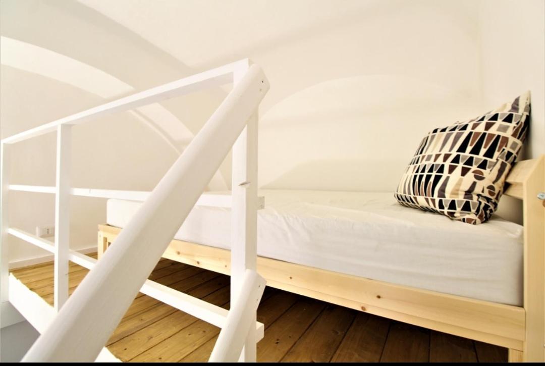 Central Guest House ナポリ エクステリア 写真