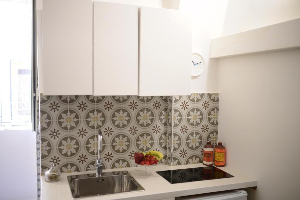Central Guest House ナポリ エクステリア 写真
